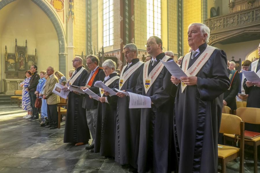 Eucharistieviering ter voorbereiding bedevaart "Baaldjes Kruus" © Lambert J. Derenette en Linda Renette