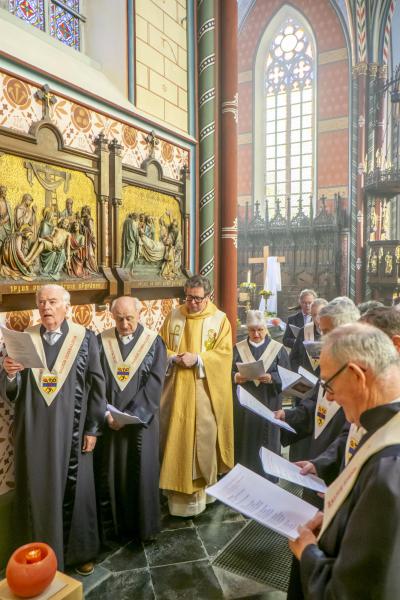 Eucharistieviering ter voorbereiding bedevaart "Baaldjes Kruus" © Lambert J. Derenette en Linda Renette