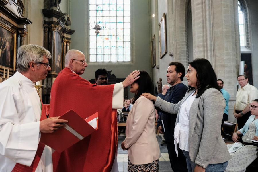 Pinksterviering met volwassenvormsel in de Sint-Kwintenskerk - 2022 © Pastorale zone Leuven aan de Dijle