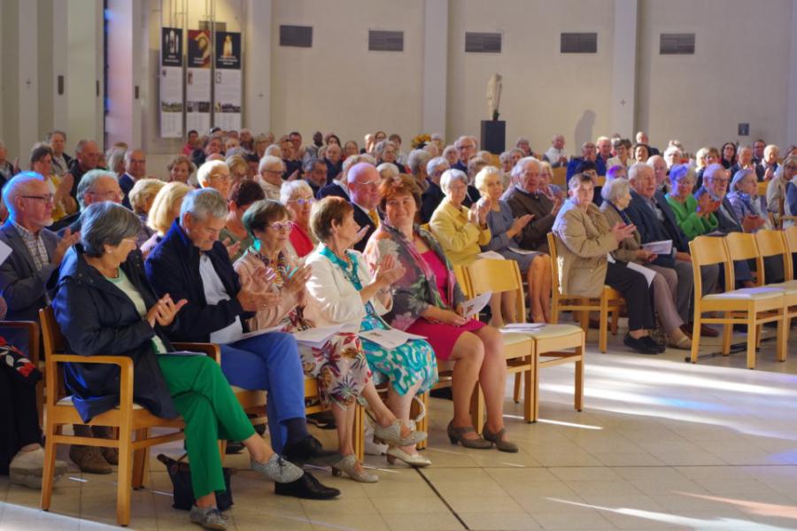 Startviering nieuw pastoraal werkjaar "Verbonden" 