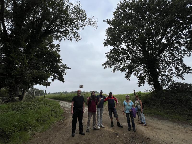 Onderweg bij de wandeling in Neerijse © Chris De Groote