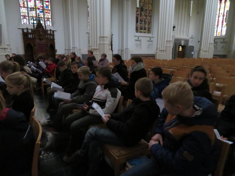 Welkom in de kerk 1 © RH