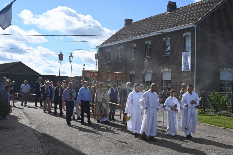 Terugblik Rozenkransprocessie Ossenweg © Gaston Pulinckx