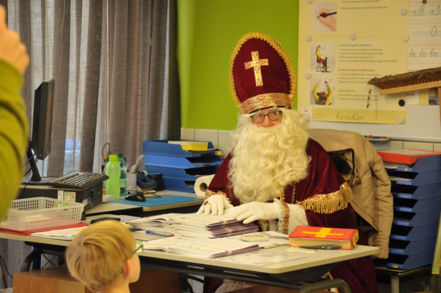 De Sint weet alles 