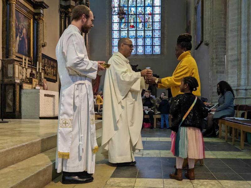 Het feest van Epifanie gevierd in de Sint-Kwintenskerk © Pastorale zone Leuven aan de Dijle