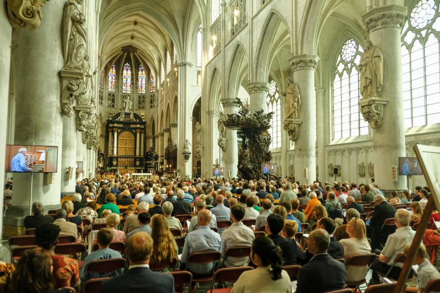 Priesterwijding Geert Narinx, AnthonyJude Okafor, Kevin Pluym en Jan Van Achter, Sint-Romboutskathedraal Mechelen, 10 juli 2022 © Laurens Vangeel