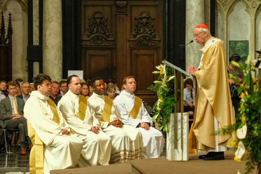 Priesterwijding Geert Narinx, AnthonyJude Okafor, Kevin Pluym en Jan Van Achter, Sint-Romboutskathedraal Mechelen,10 juli 2022 © Laurens Vangeel