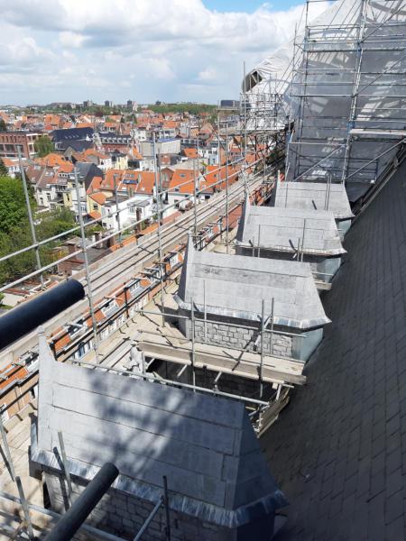 Werken aan de Sint-Henricuskerk in Woluwe-Sint-Lambrechts-Woluwe © Patrick du Bois 