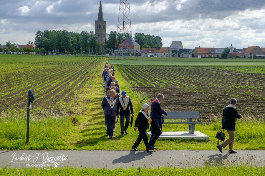 Bedevaart Wulpen Putje © L.J. Derenette