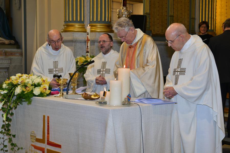 Eucharistieviering n.a.v. 200-jarig bestaan van de Zusters Sint-Vincentius à Paulo te Gijzegem 