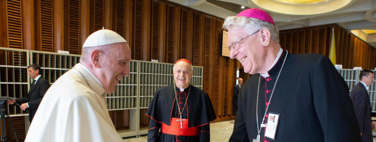 paus Franciscus, bisschop Van Looy en kardinaal Balisseri © Vatican