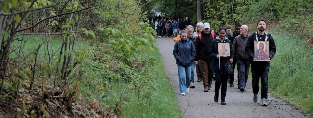 Op bedevaart van Sint Kwinten in Leuven naar Onze Lieve Vrouw van Basse-Wavre 2024 © Pastorale zone Leuven aan de Dijle