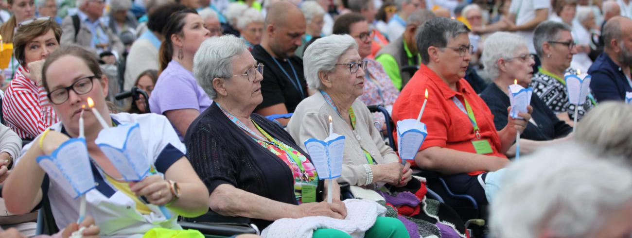 De bedevaart naar Lourdes © Luc Devriese