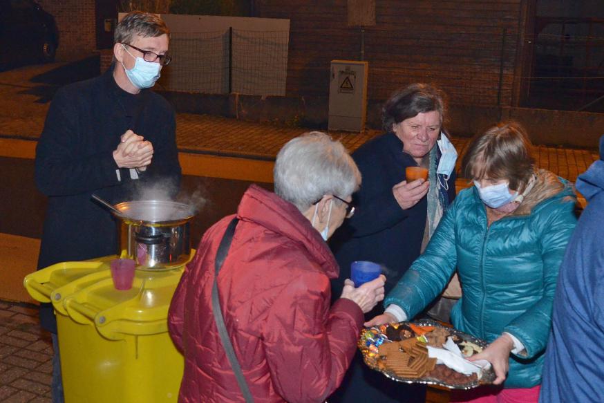 adventabezinning december 2021: een drankje achteraf 