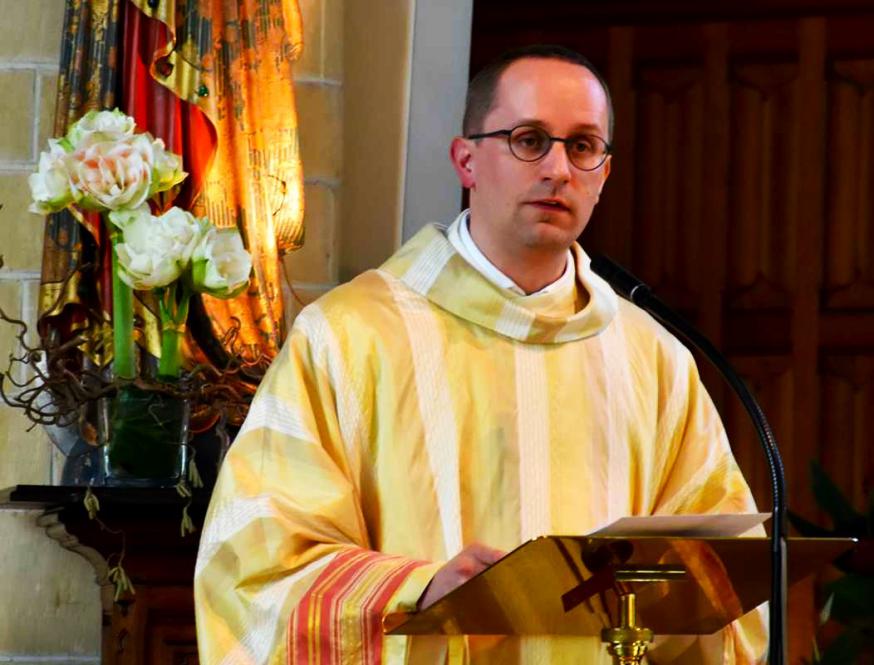 Aangesteld priester Herbert Vandersmissen © Damien De Leeuw