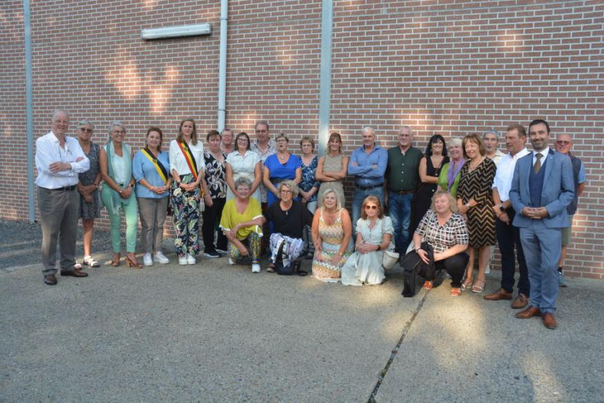 Zestigjarigen vieren feest samen met de eenenzestigjarigen 