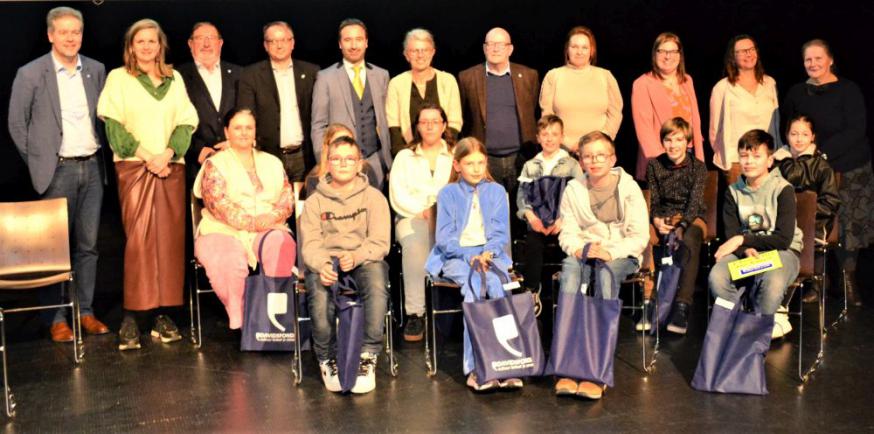 De laureaten van de JJW Davidsfonds Sint-Gillis-Waas 